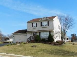 108 Winston Dr, York, PA 17408