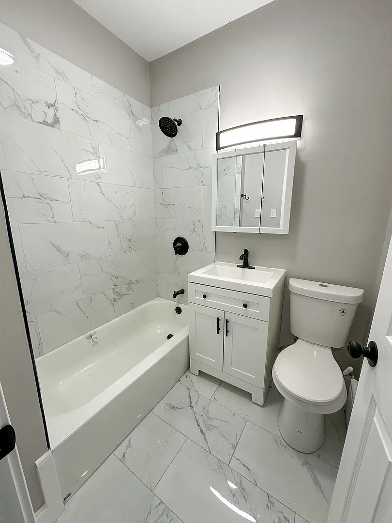 2 bed, 1000 sqft, $1,950 — Photo 4