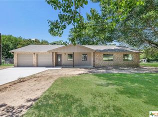 113 Alexander Dr, Seguin, TX 78155