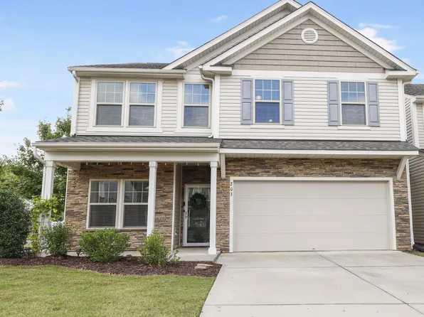 203 Princess Pl, Morrisville, NC 27560