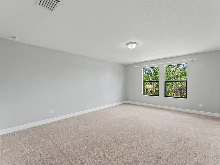 12969 Burns Dr — Photo 15