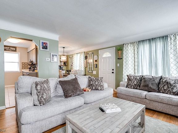 5th image of 2805 Liggett Dr