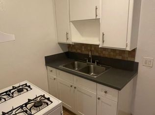 1841-1845 Chestnut Avenue, Long Beach, CA 90806