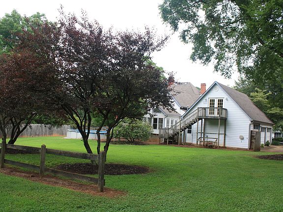 5th image of 8256 Main St