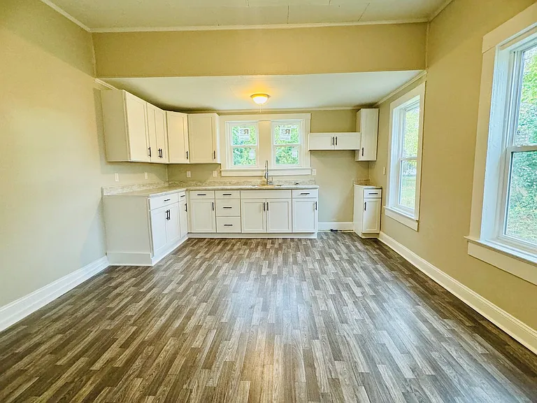 508 Elm Ave — Photo 5