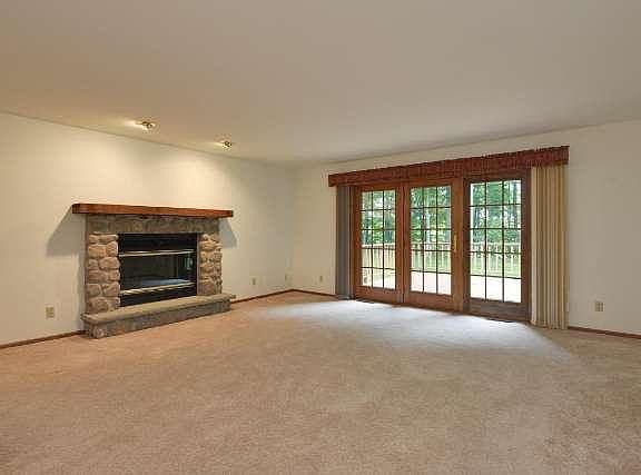 3rd image of N1947 Alicia Ct