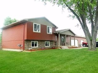 7010 Partridge Dr, Flushing, MI 48433