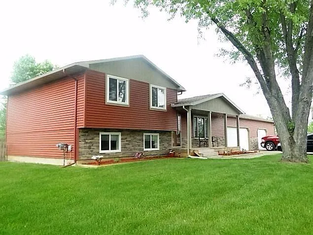 7010 Partridge Dr photo 1