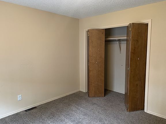 4th image of 525 H St NE #2B