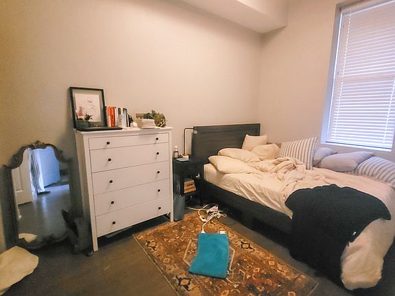 4th image of 838-46 W Altgeld St #840-2