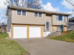 2810 24th Ave, Marion, IA 52302