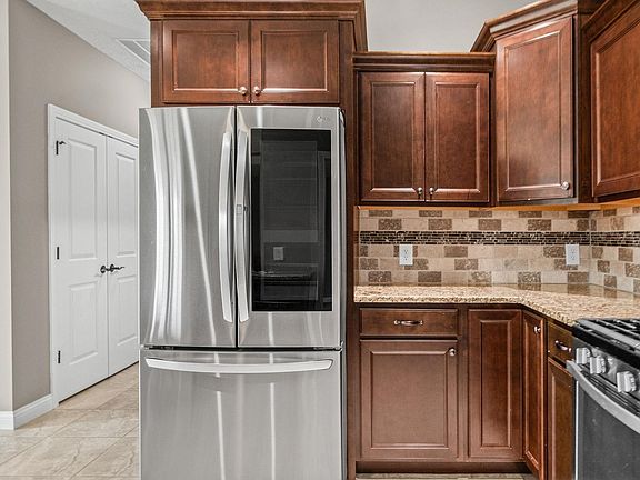 5th image of 4358 Delmonico Dr