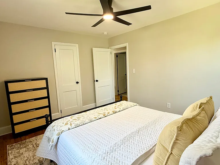 824 Ann St — Photo 16