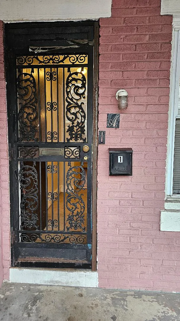 6116 Locust S - 1 — Photo 2