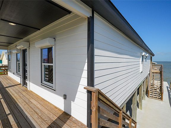 5th image of 45 Belaire Dr