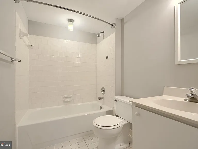 6 Mullingar Ct #301 — Photo 11