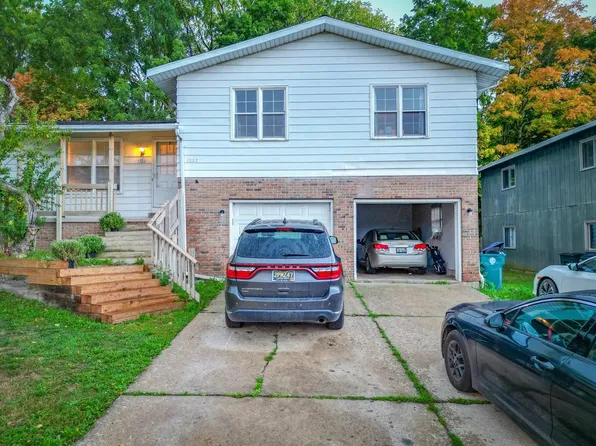 1522 Burcham Dr, East Lansing, MI 48823