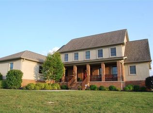 5640 Horseshoe Bend Rd, Ludlow Falls, OH 45339