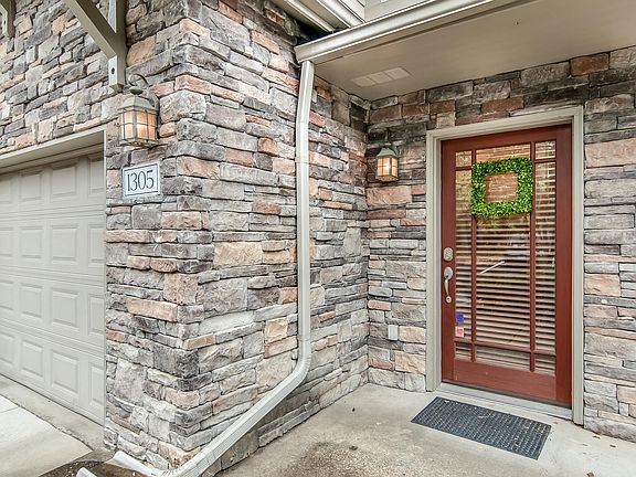 2nd image of 320 Old Hickory Blvd APT 1305
