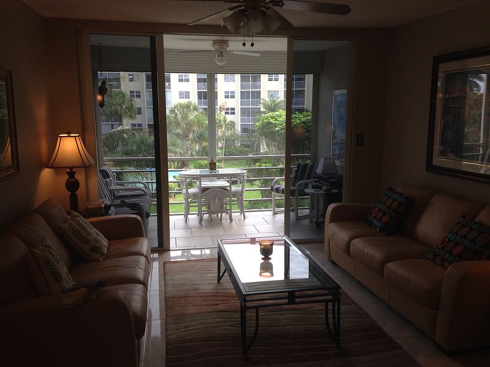 1st image of 2731 NE 14th St #309