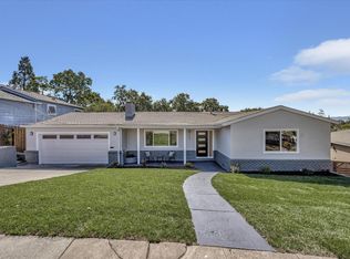 355 Oakview Dr, San Carlos, CA 94070