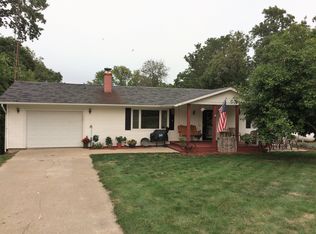 16399 Rock Bluff Rd, Ottumwa, IA 52501