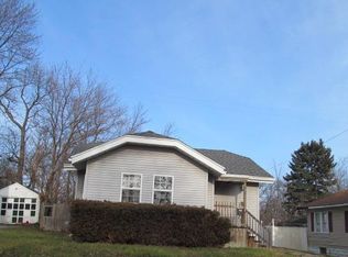 2010 Berkley St, Flint, MI 48504
