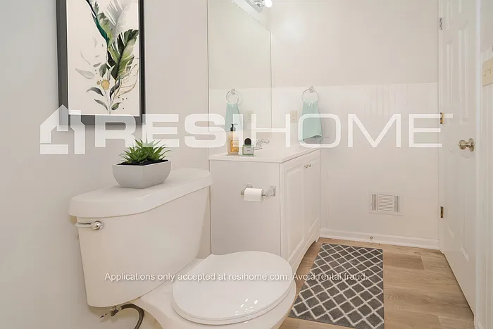 271 Meadowbrook Dr — Photo 12