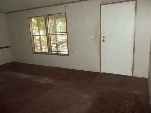5th image of 55 Jenkins Dr