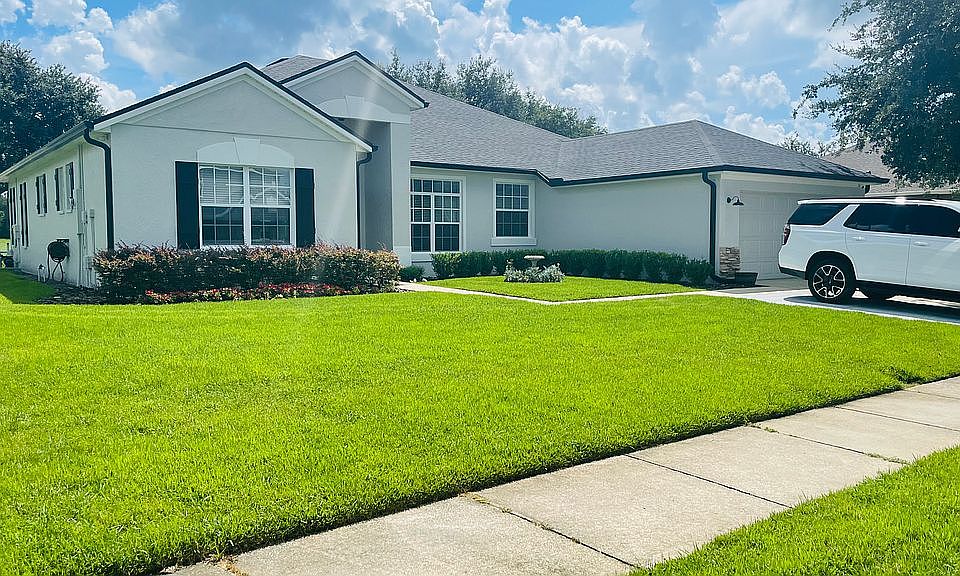 1st image of 33902 Venice Ln