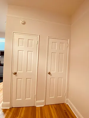 Rented by Metropolis Real Estate of Manhattan | media 9