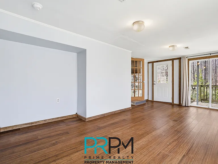 101 Bagwell Dr — Photo 13