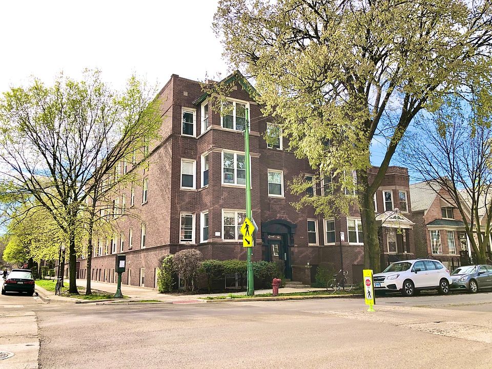1st image of 3010 W Schubert Ave #3