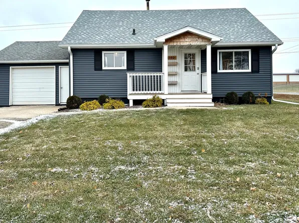 1102 N Mantorville Ave, Kasson, MN 55944