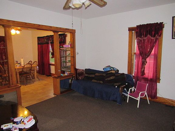 4th image of 1220 Loomis St