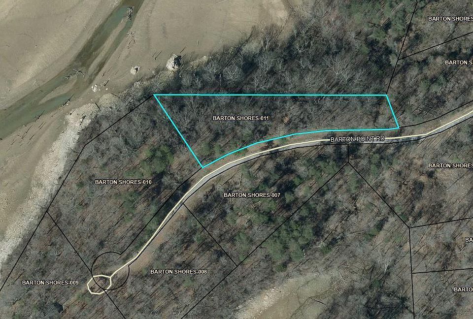 2nd image of 180 Barton Point Rd