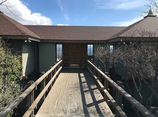 1033 Westmorland Dr, Wenatchee, WA 98801