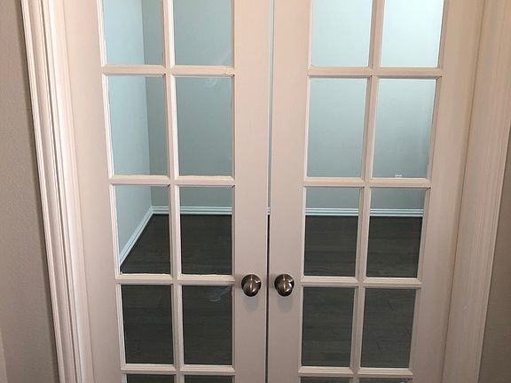 3rd image of 14624 Viking Ln