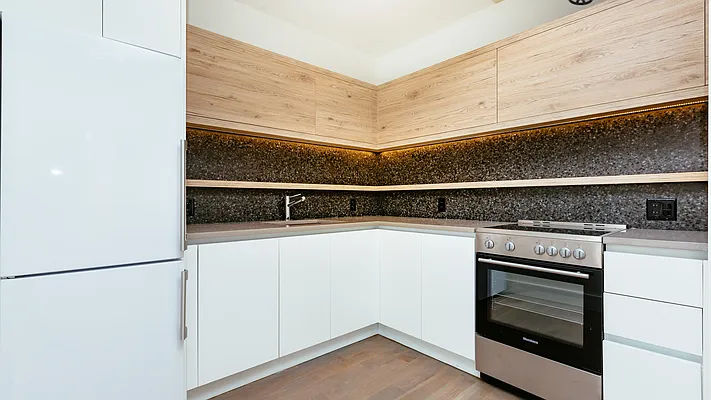 Rented by Nooklyn NYC LLC | media 2