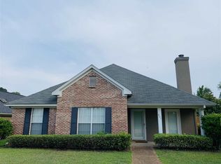 807 Lynwood Ln, Pearl, MS 39208