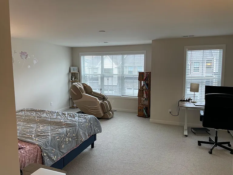 294 Kennedy Dr — Photo 21