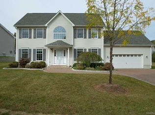 6 Jamil Court, Poughkeepsie, NY 12603