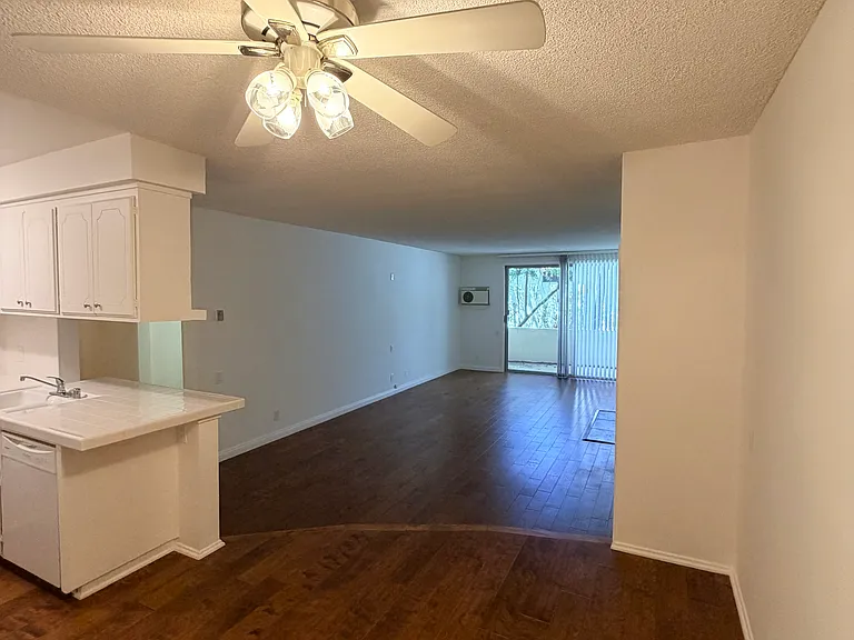 11935 Dorothy St #203 — Photo 24