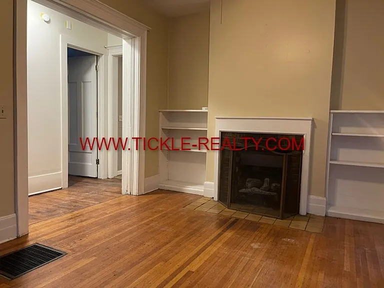 10 Thayer Street — Photo 5