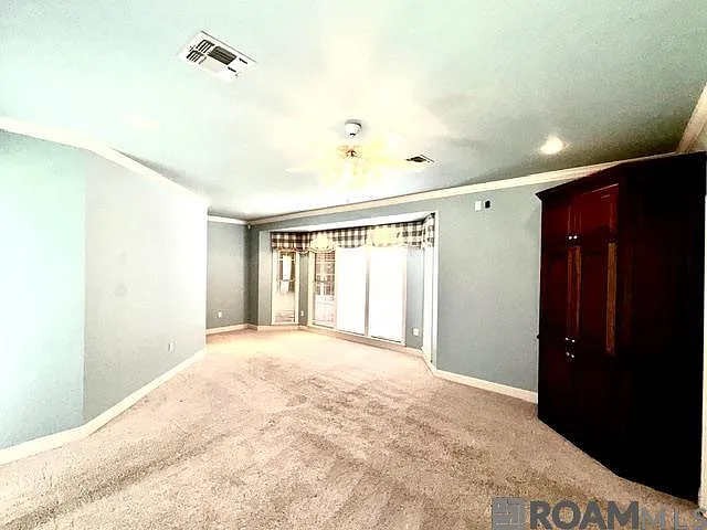 16756 Amberwood Dr — Photo 22