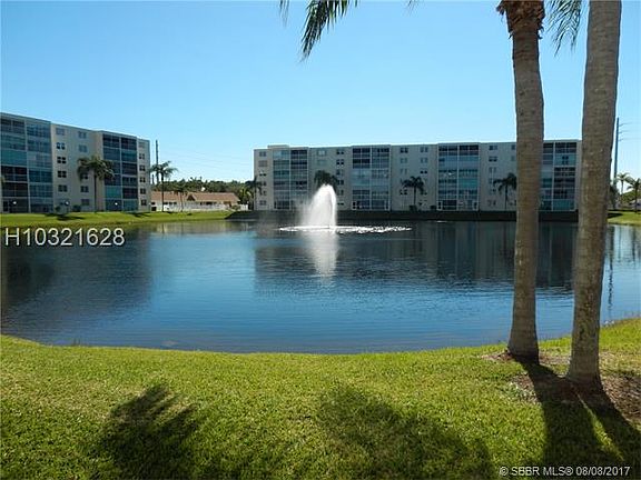 2nd image of 311 SE 3rd St APT 501