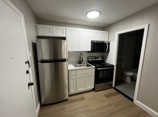 318 Columbia Ave #501, Stratford, NJ 08084