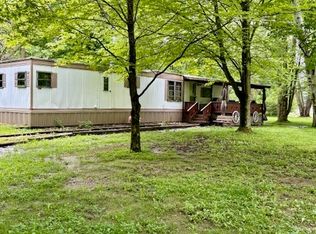 8520 Colonial Ln, Jamestown, PA 16134