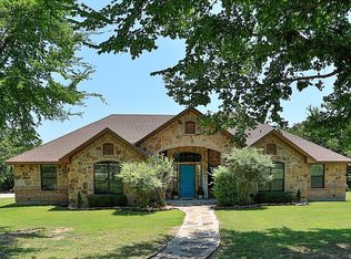 124 County Road 2255, Valley View, TX 76272