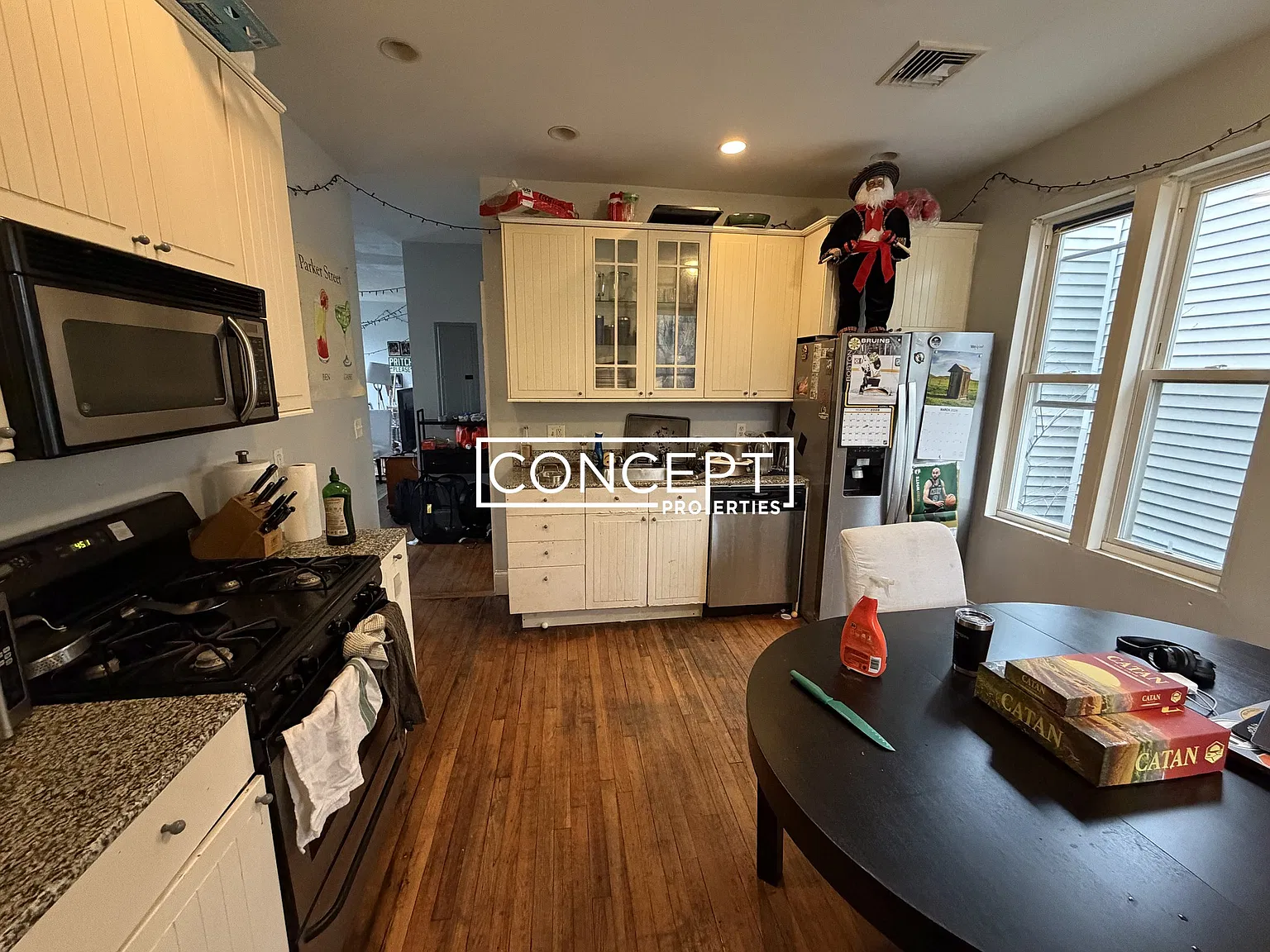 4 bed, 9999 sqft, $6,999 — Photo 2